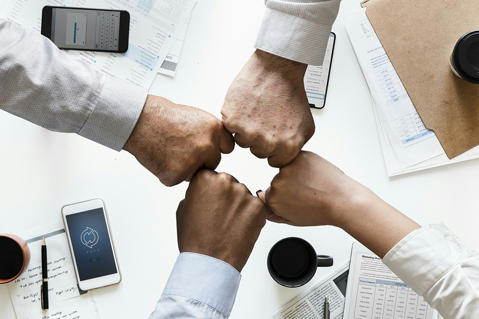 法人向けのテレアポを成功させるコツは？個人向けテレアポとの違いやチェックポイントなどを詳しく解説！