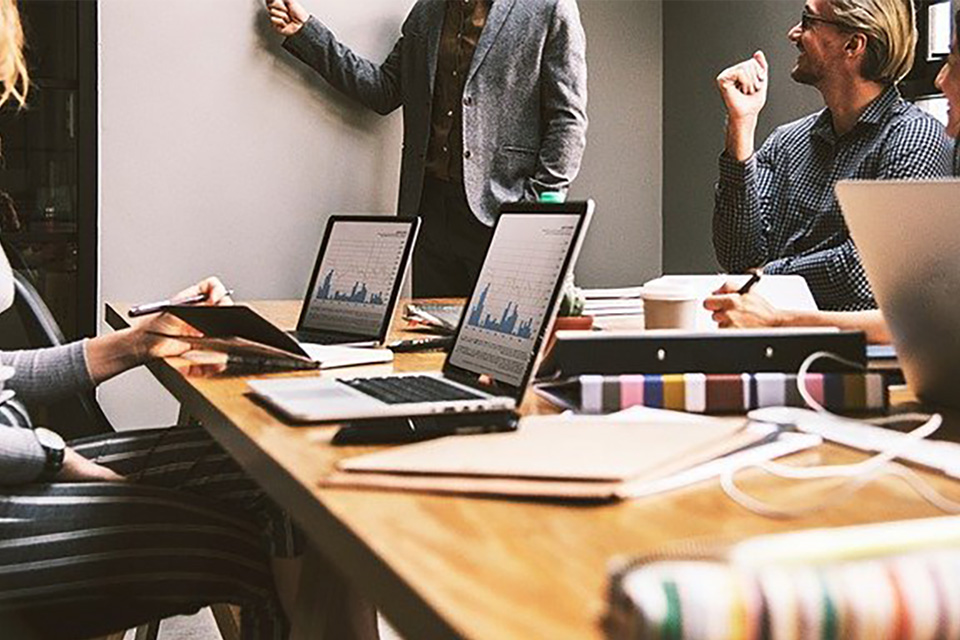 潜在顧客の見つけ方【アプローチ方法と注意点も解説】